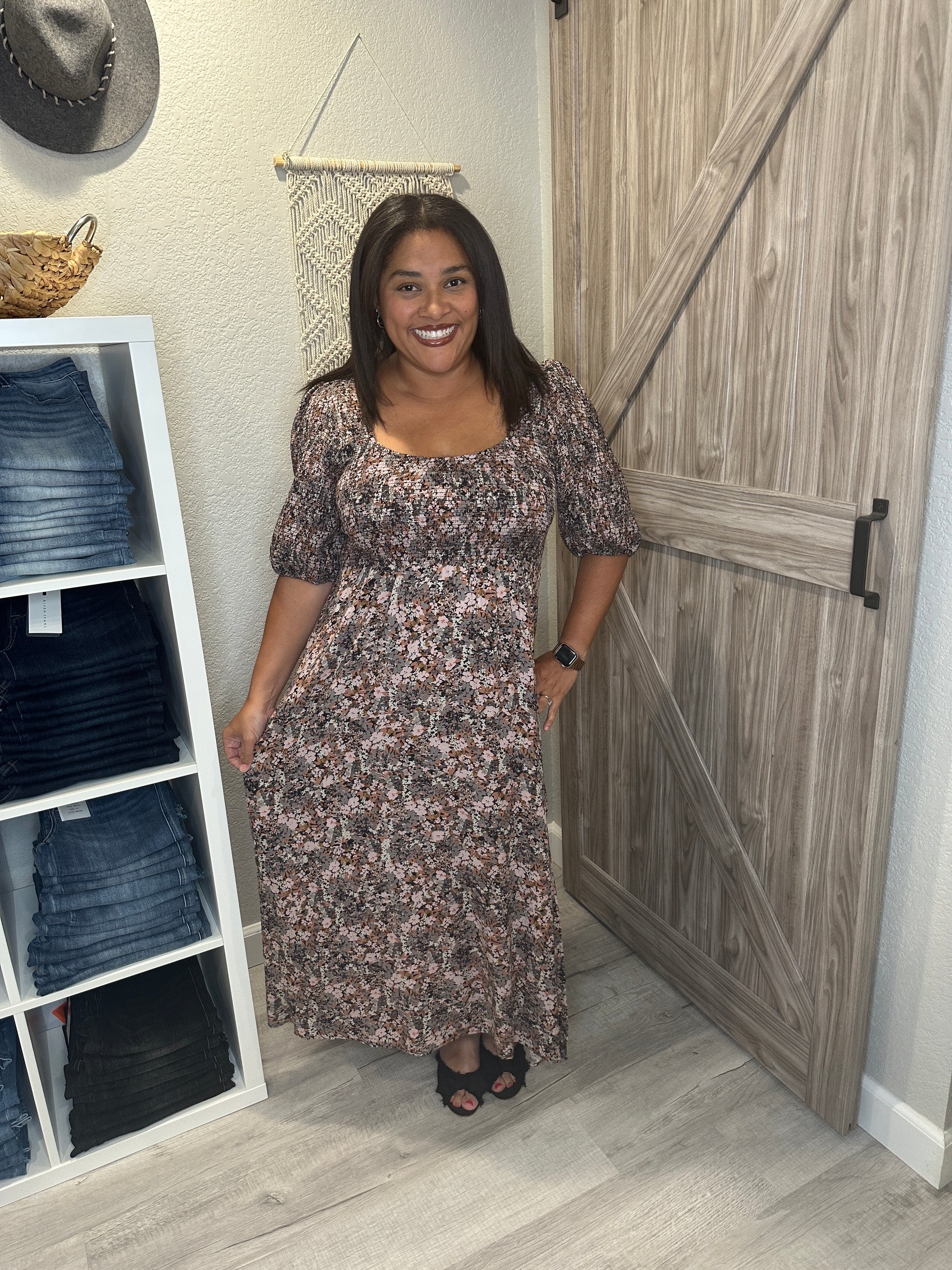 Saltwater Luxe Fall Floral Smocked Midi Dress Large