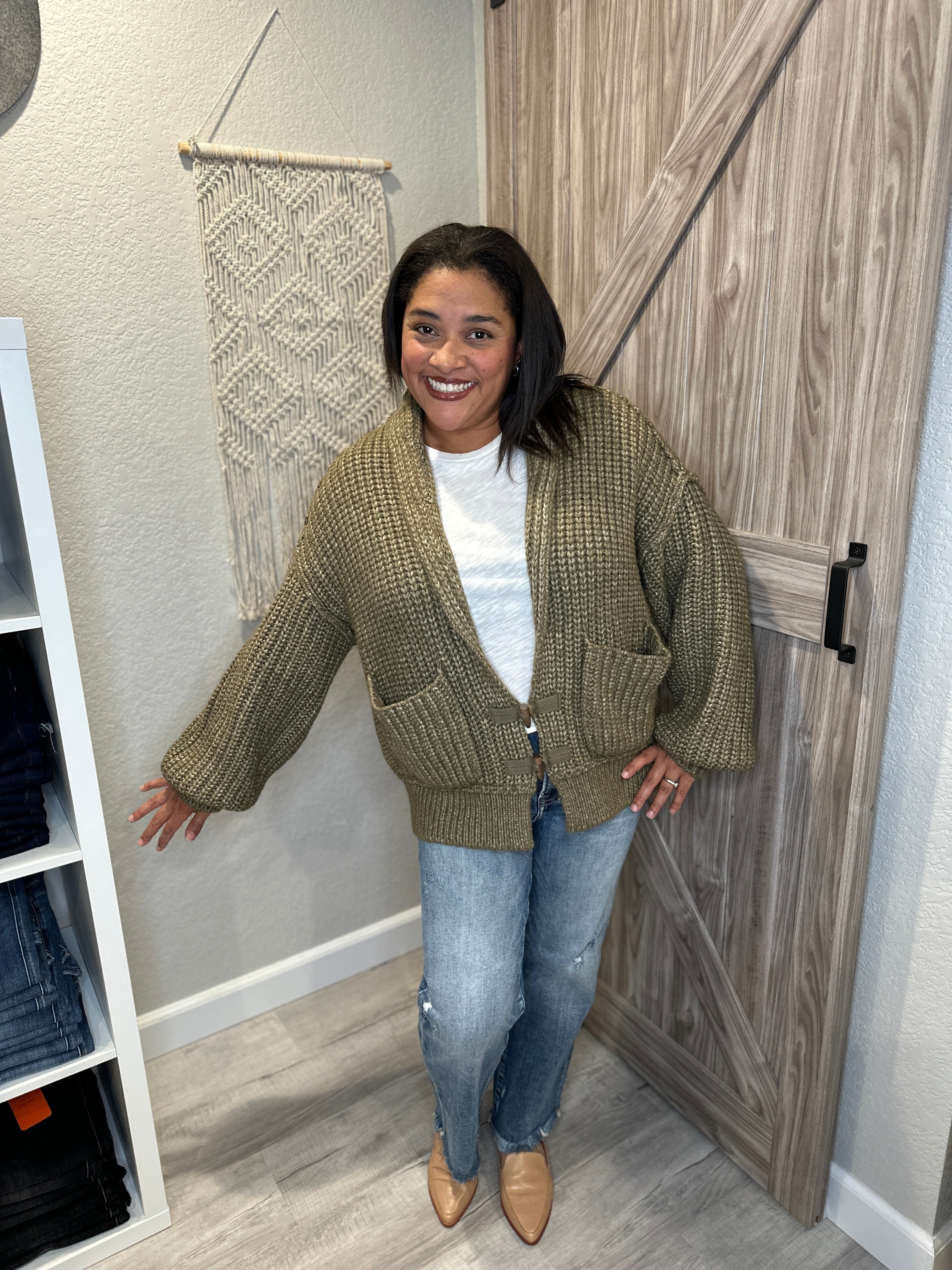 Size Large & XL Saltwater Luxe Cain Olive Cardigan Chunky Knit Sweater