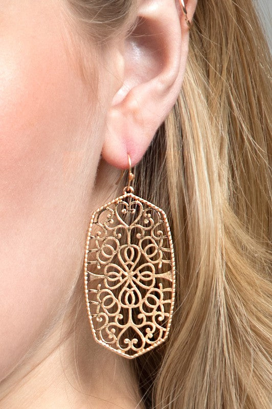 Oval Dangle Filigree Earrings