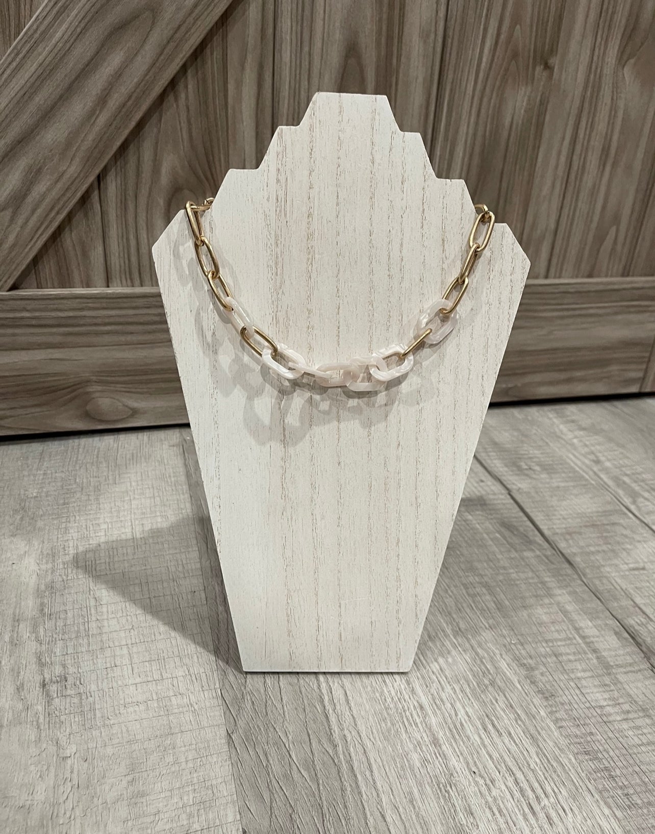 Vintage Looking Chunky Gold Link Necklace with Link Earrings