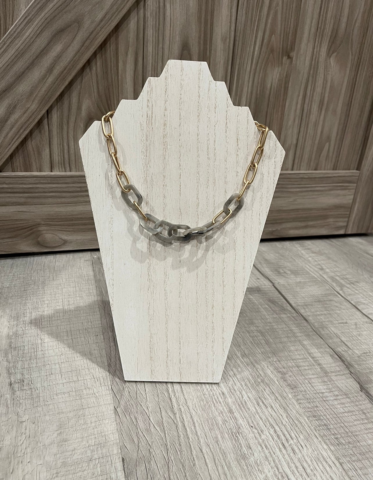 Vintage Looking Chunky Gold Link Necklace with Link Earrings