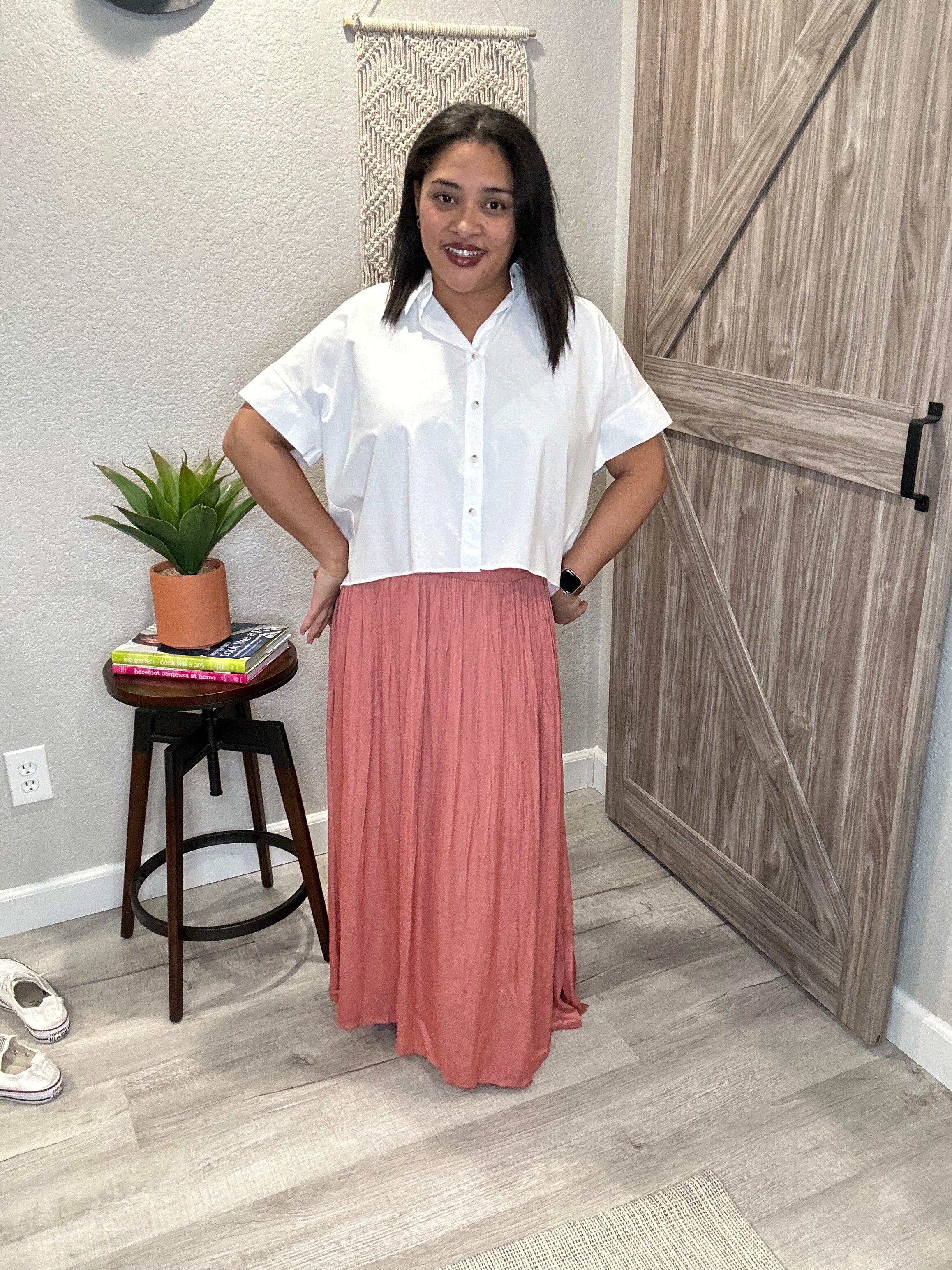 Cropped Crisp Button Down White Collared Short Sleeve Shirt