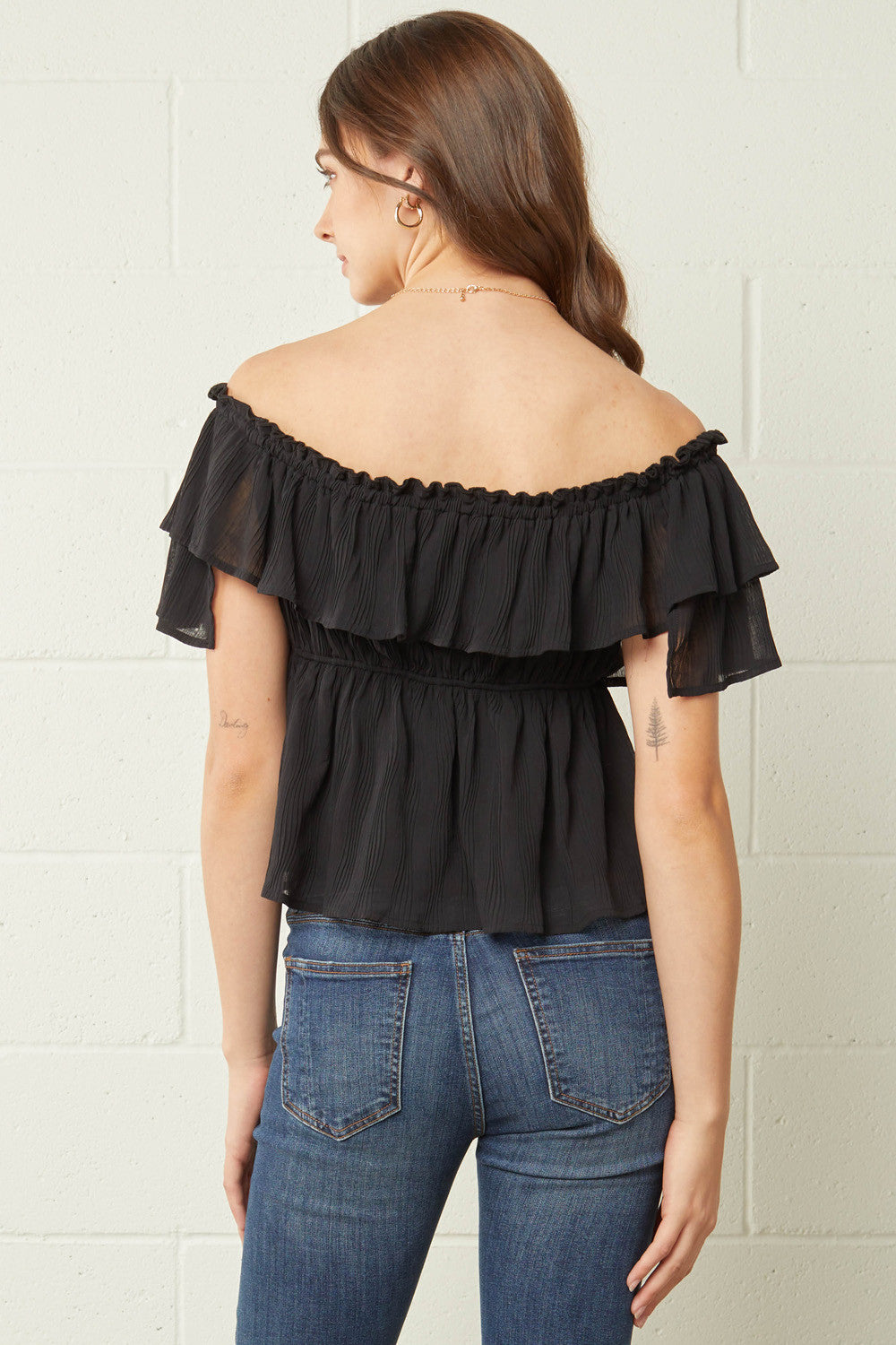 Size Large Off the Shoulder Flounce Ruffle Textured Crop Top