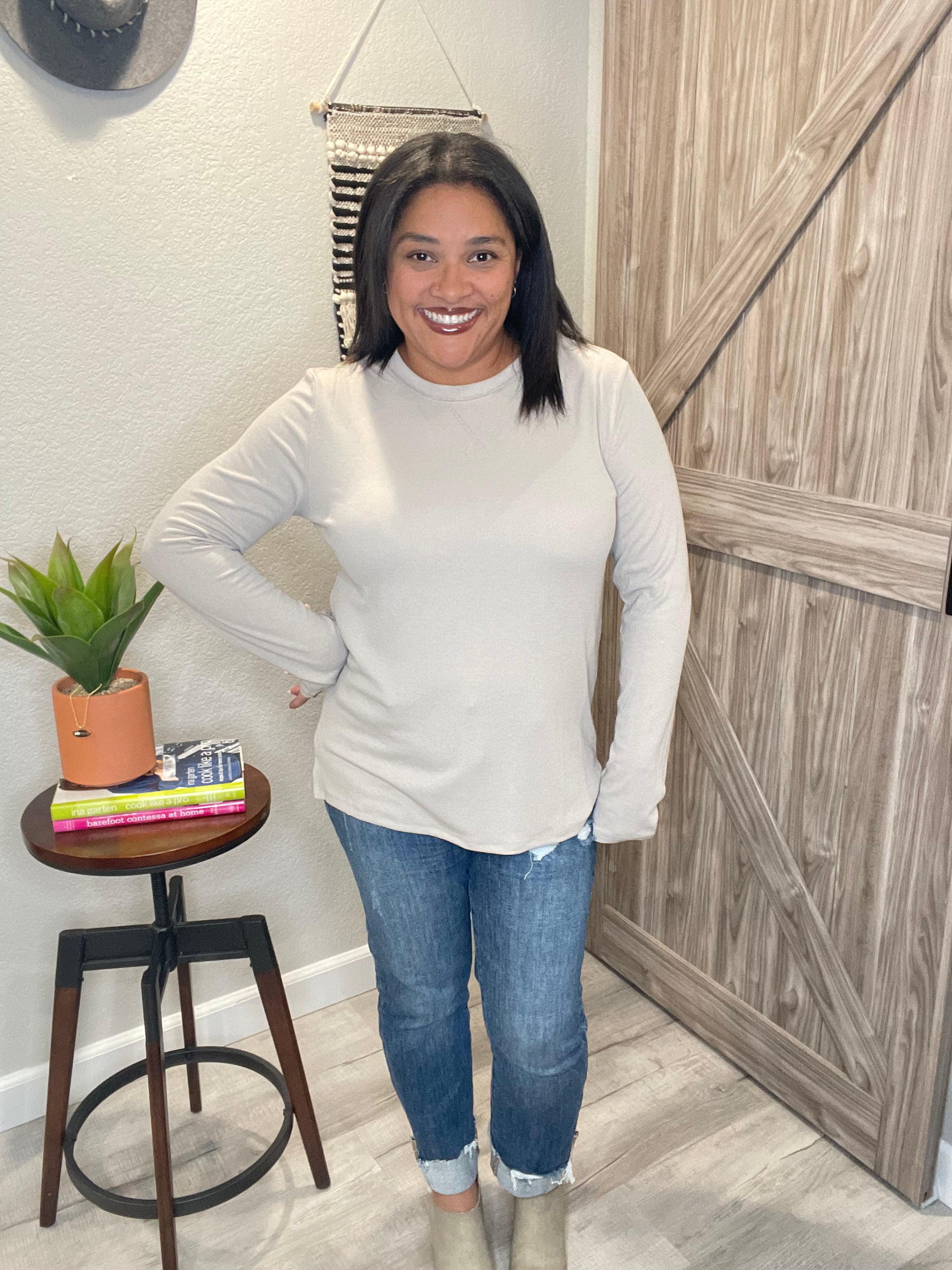 Ribbed Stretch Crew Neck Long Sleeve Shirt