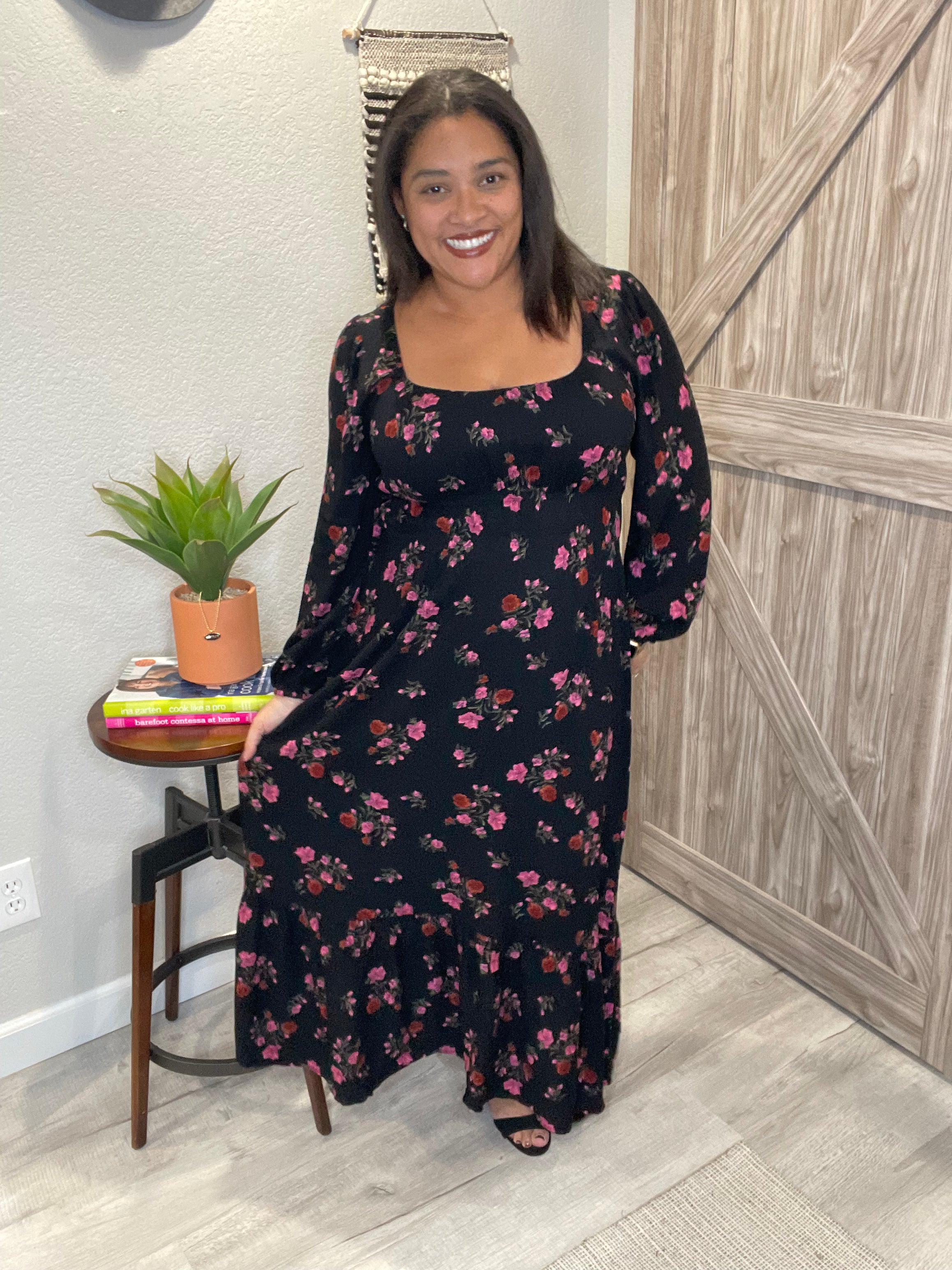 Size XS Saltwater Luxe Lenora Black & Pink Maxi Dress