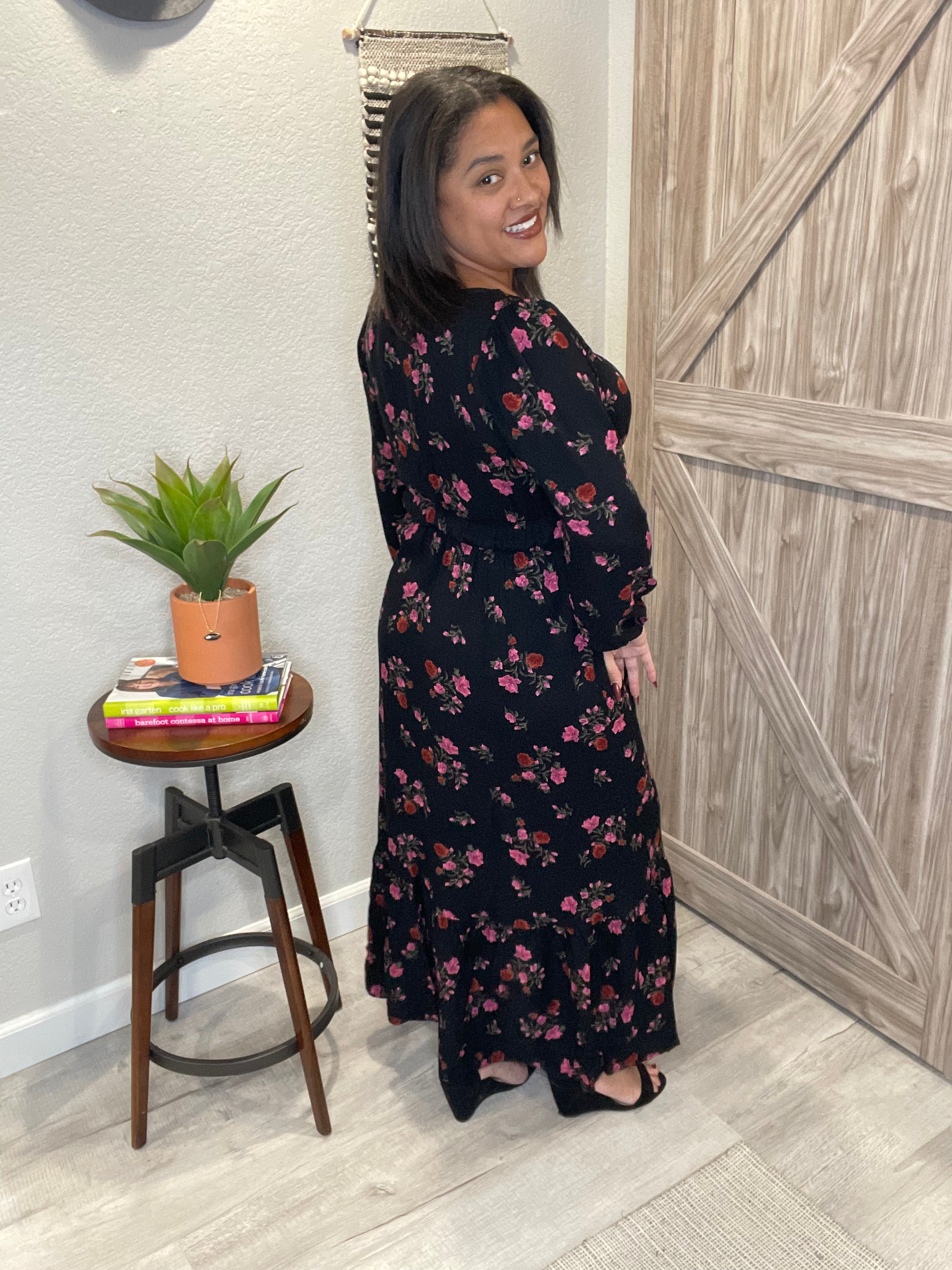 Size XS Saltwater Luxe Lenora Black & Pink Maxi Dress