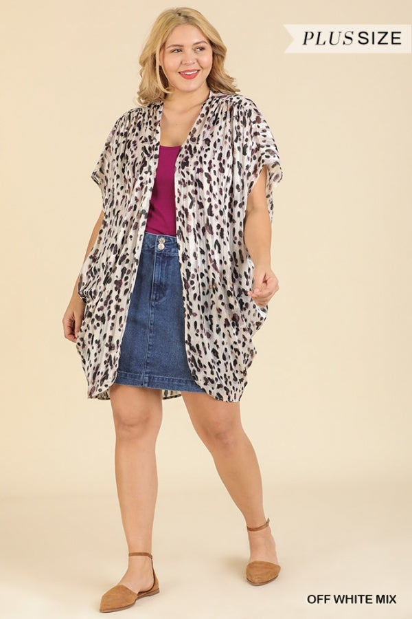 Shimmer Animal Print Short Sleeve Cocoon Kimono