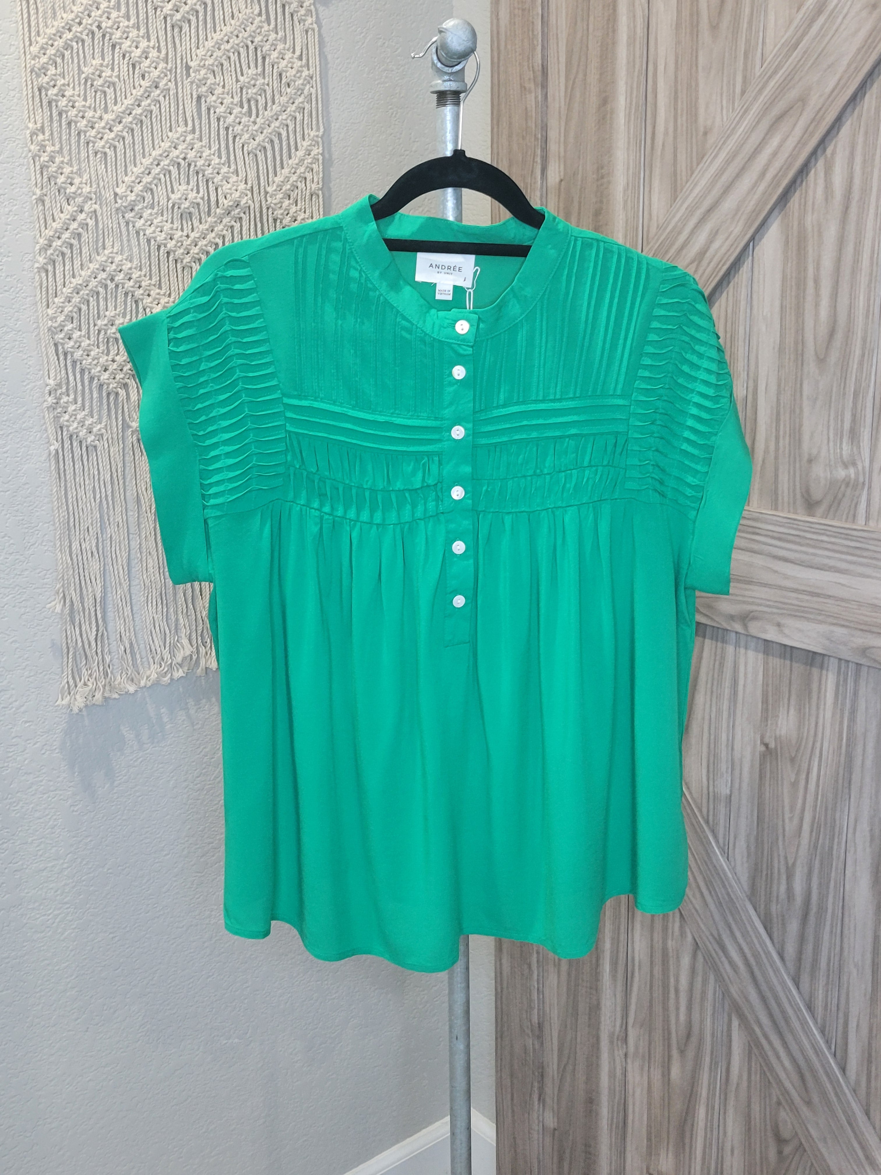 Kelly Green Relaxed Fit Button Up Top